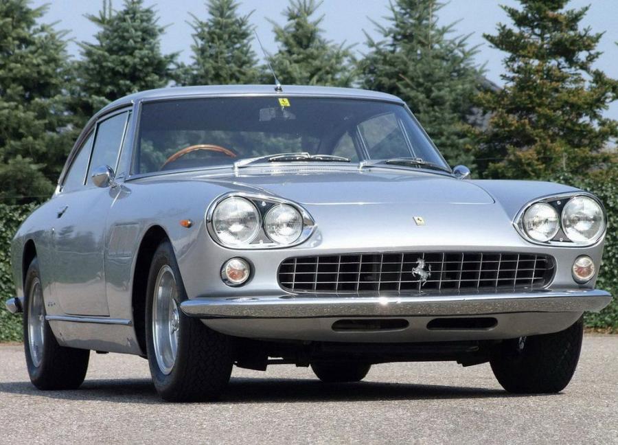  Ferrari 330 GT 2+2 (Series I) 1964 года  (фото 1 из 44)